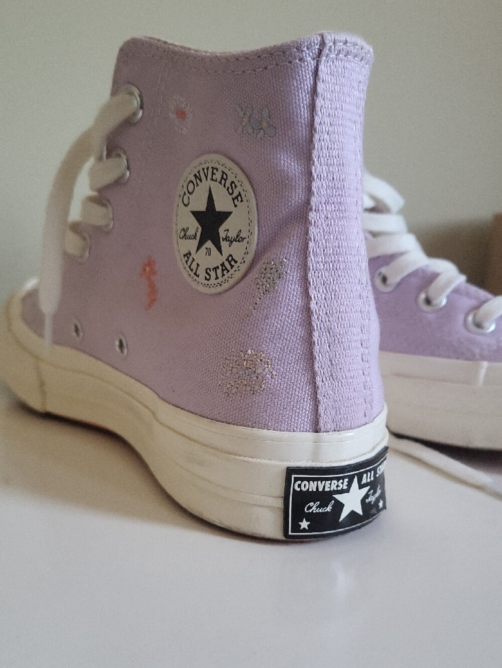 Converse All Star 70 Embroidered Chuck Taylors In Lilac, Size 6 - Picture 2 of 8